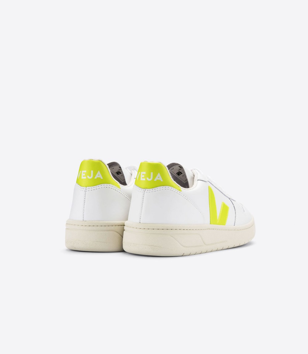 Veja Trainers Mens White - V-10 Leather - NIVO-61750